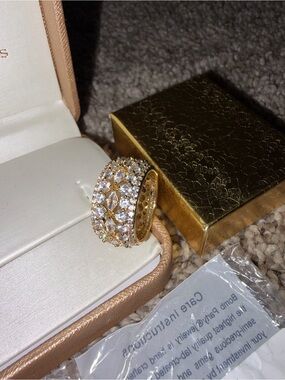 Gold Pavé Floral Wide Band Ring - beautifully blooming